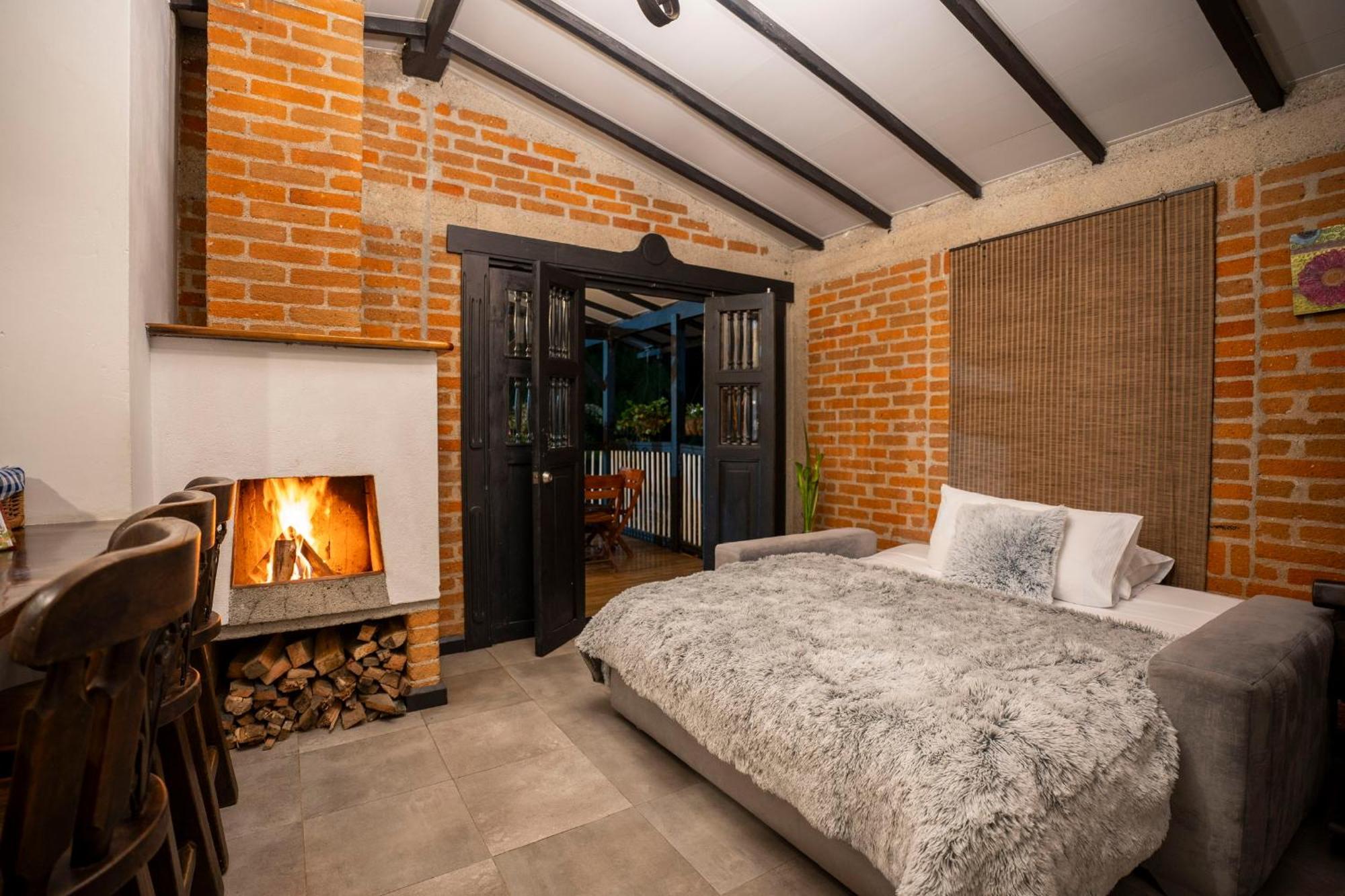 سانتا روزا دي كابال La Herradura Lodge المظهر الخارجي الصورة